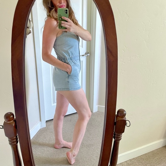 Celebrity Pink Light Blue Denim Outfit - Picture 3 of 8